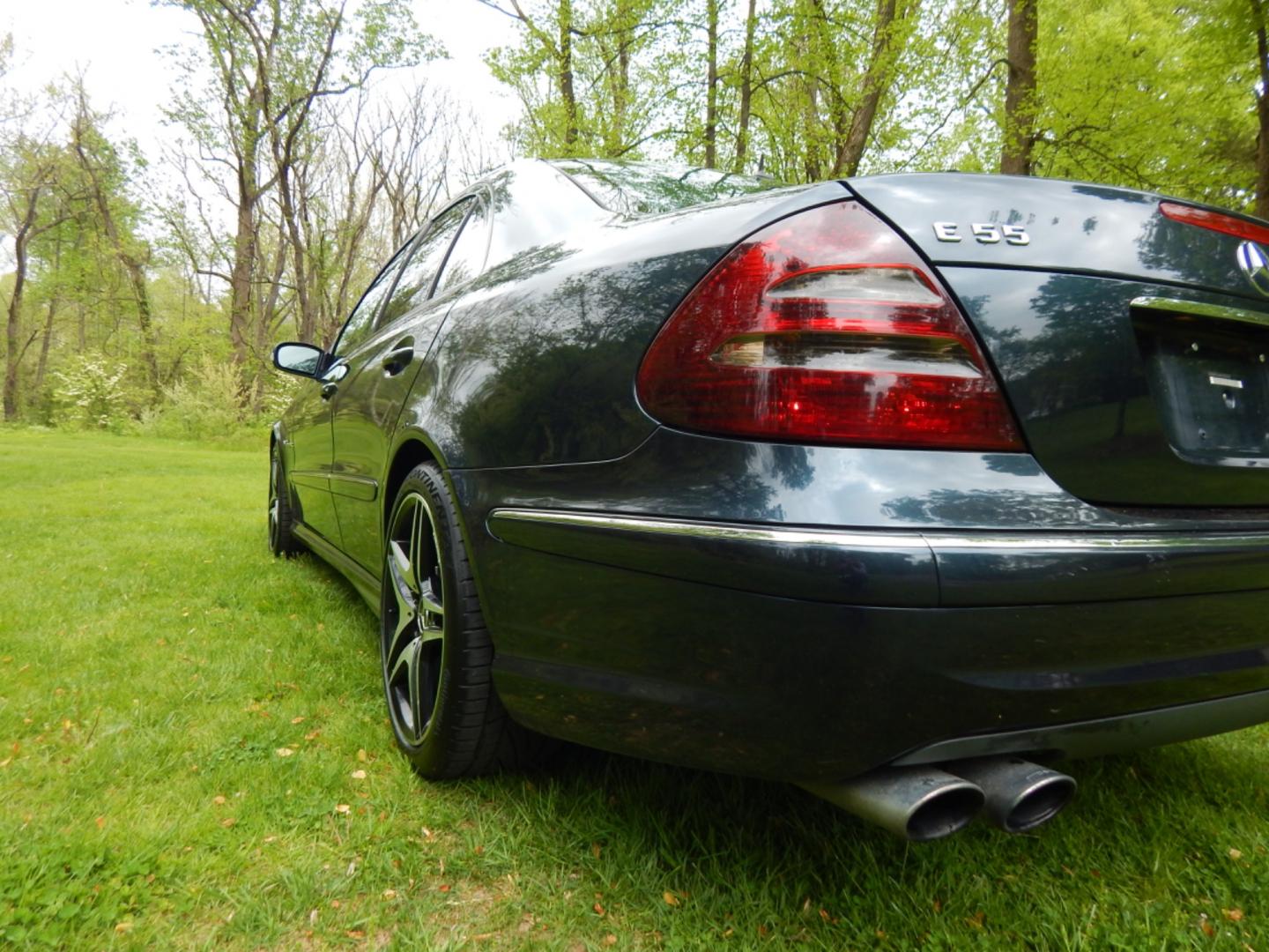 2005 Blue /Black Leather Mercedes-Benz AMG E55 AMG (WDBUF76J45A) with an 5.4L V8 SOHC 24V SUPERCHARGED engine, 5-Speed Automatic Overdrive transmission, located at 6528 Lower York Road, New Hope, PA, 18938, (215) 862-9555, 40.358707, -74.977882 - Here for sale is a super cool, very rare, 2005 Mercedes-Benz E55 AMG. Under the hood is one of Mercedes best V8's, the supercharged 5.4 liter. It puts the power to the rear wheels via an automatic 5 speed transmission equipped with push button speed shift technology. Options include: keyless entry - Photo#11